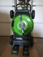 Greenworks 80V 21-Inch Self-Propelled Lawn Mower - Image 2