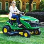 John Deere S100 42-Inch 17.5 HP Gas Riding Lawn Tractor Hydrostatic Transmission - Image 6